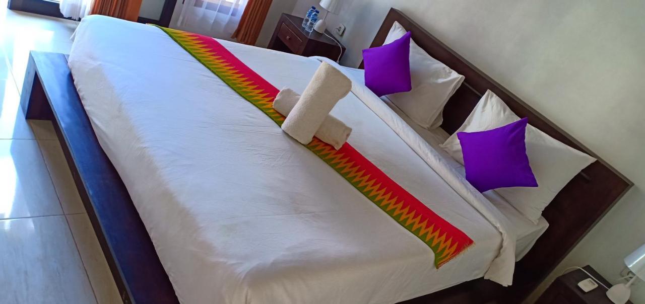 Bale Lumbung Bungalows Sakti Екстериор снимка